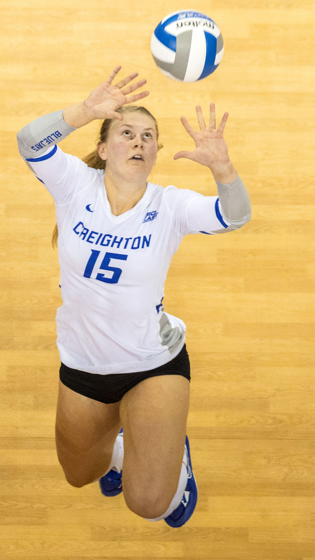 090822-owh-spo-cunuvolley-pic-cm007.jpg
